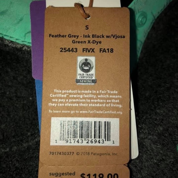 Women’s fleece Patagonia pullover w/ snaps - Picture 3 of 3